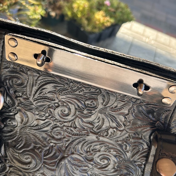 Patricia Nash Black Benvenuto Tote - Picture 4 of 14